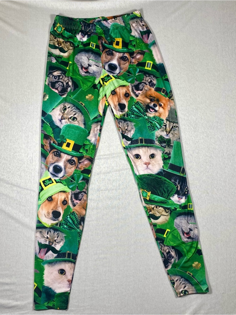 Women's M Ankle Leggings Green Multicolor Animal Print St. Patrick's Day Cat Dog